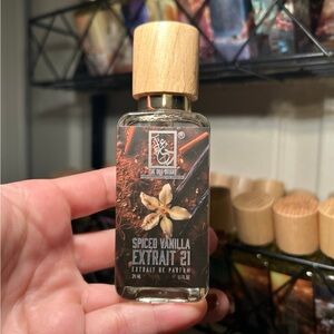 Spiced Vanilla Extrait 21 Perfume- From DUA